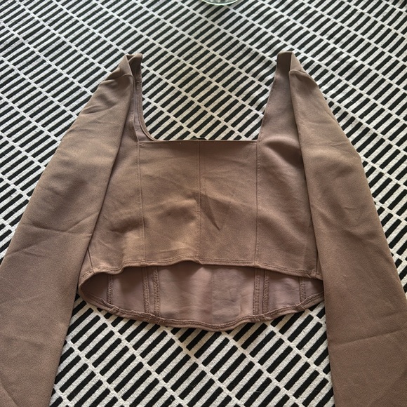 Abercrombie long sleeve corset top new with tags - Picture 2 of 3
